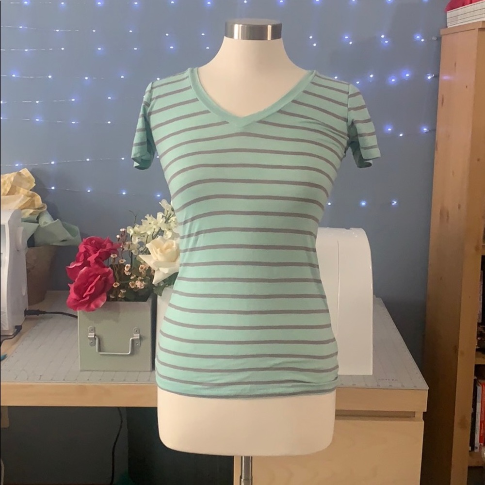 Grey And Green Striped V-neck A045